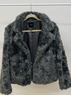 Forever 21 Gray Faux Fur Jacket